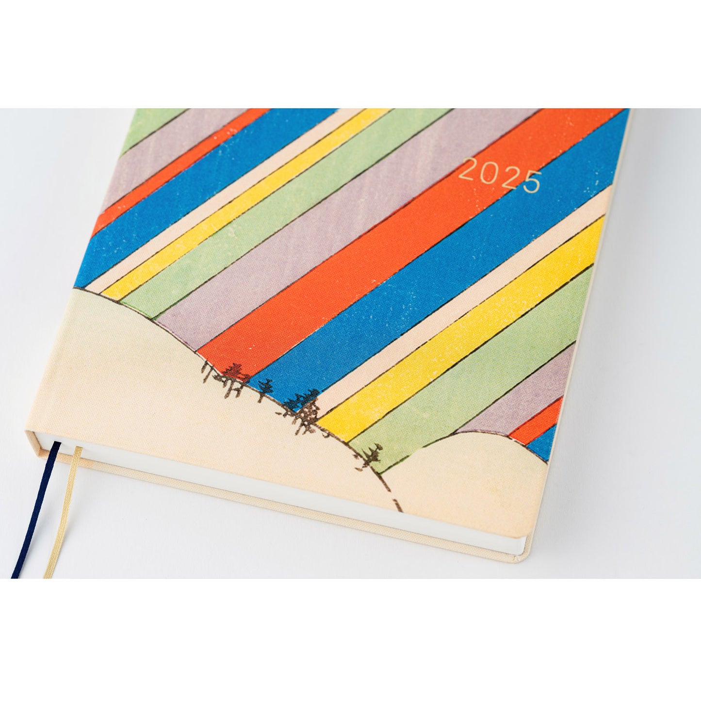 Hobonichi HON 2025 A5 Techo Hardcover Book - Unsodo: Bijutsukai (Rainbow)