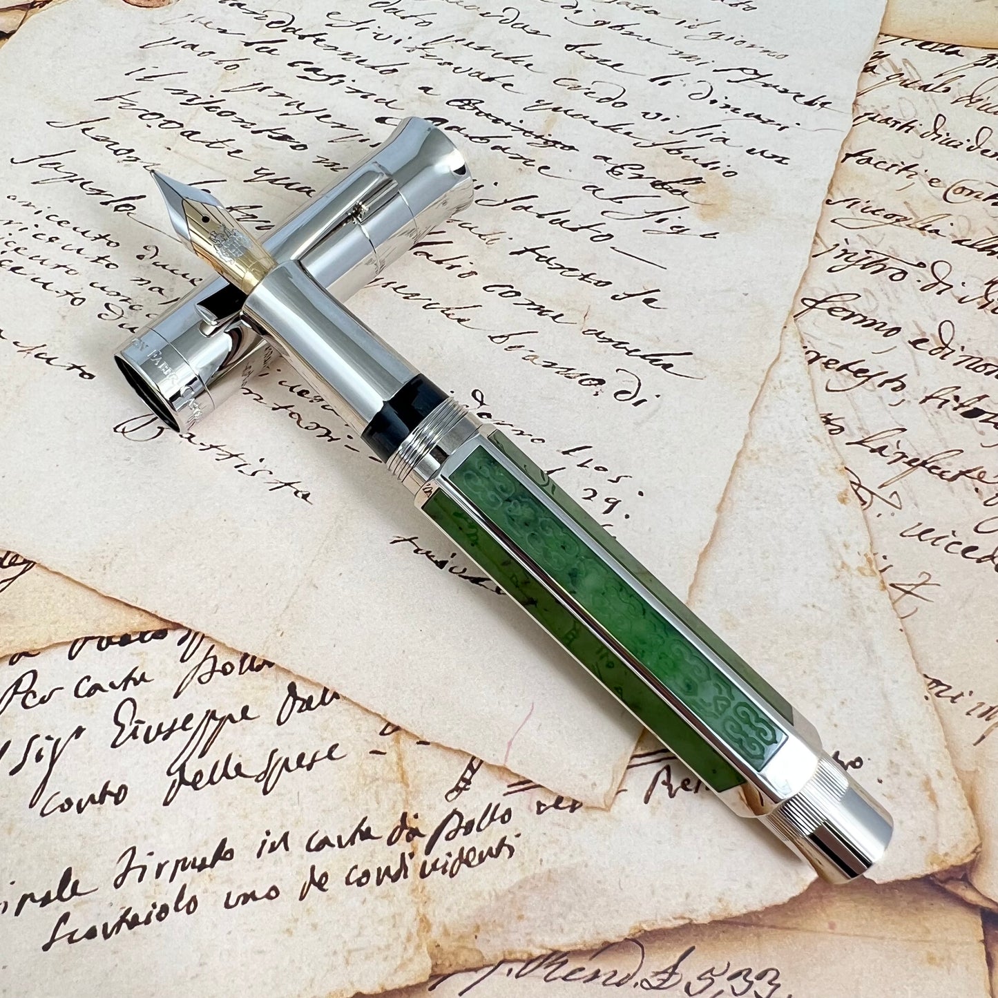 Pre-Owned Graf Von Faber-Castell Pen of the Year - Jade Fountain Pen