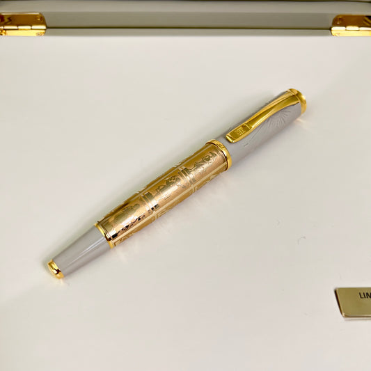 Pre-Owned Pelikan Calculation of Times Fountain Pen 18K F