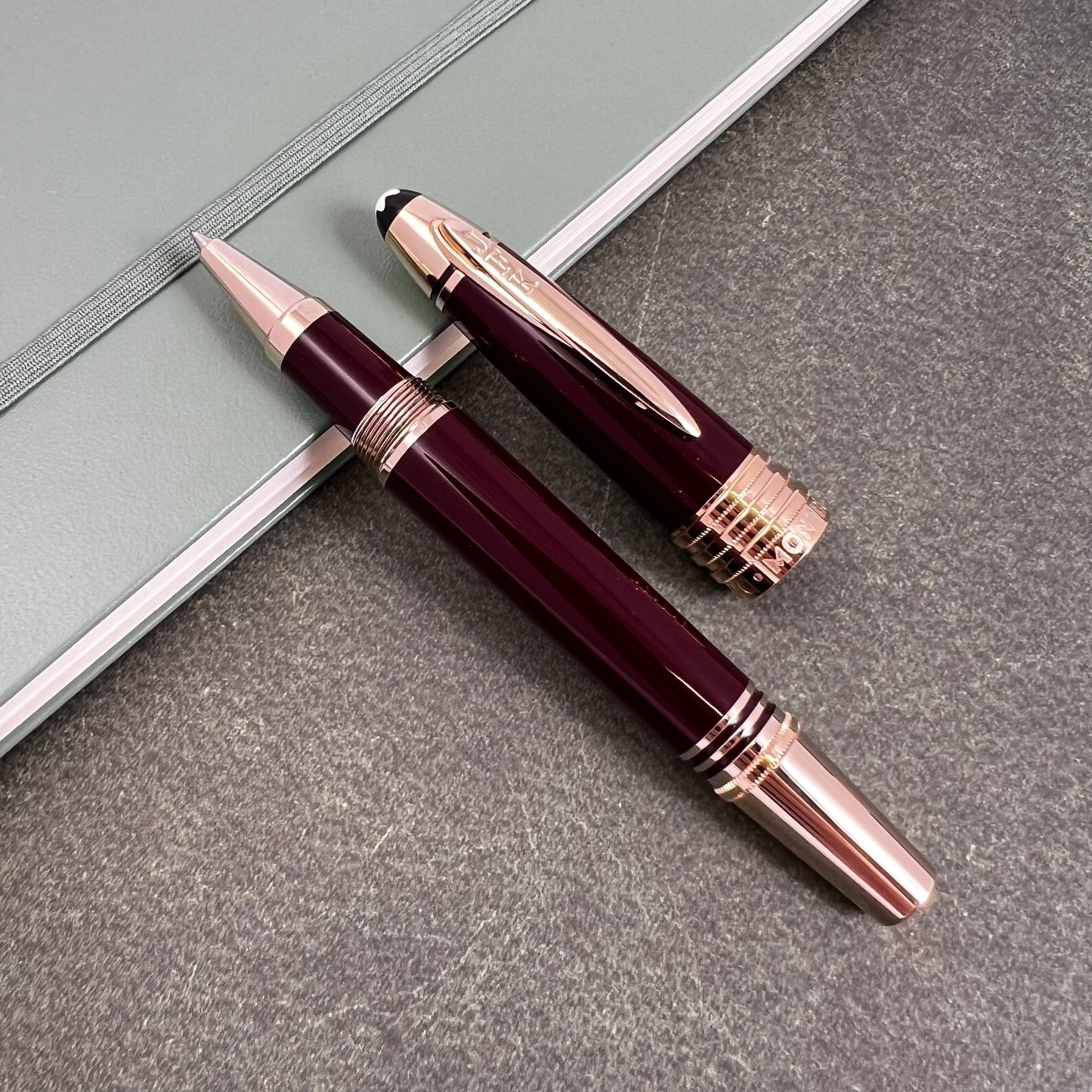 Pre-Owned Montblanc John F. Kennedy Burgundy Rollerball