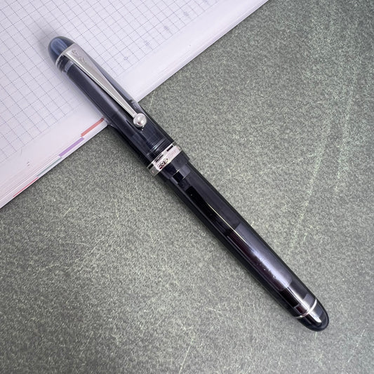 Pre-Owned Pilot Custom 74 Black Smoke Fountain Pen 14K M