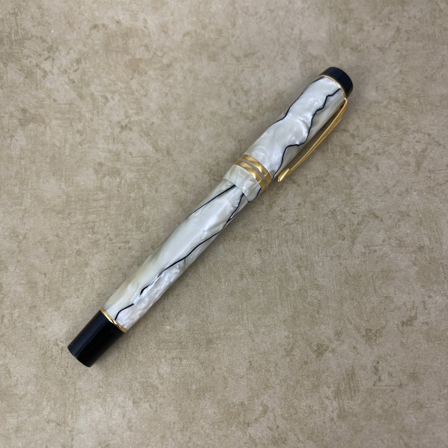 Parker Duofold International Black Gold Trim