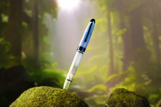 Nahvalur Horizon Fountain Pen - Habitat (Limited Edition)