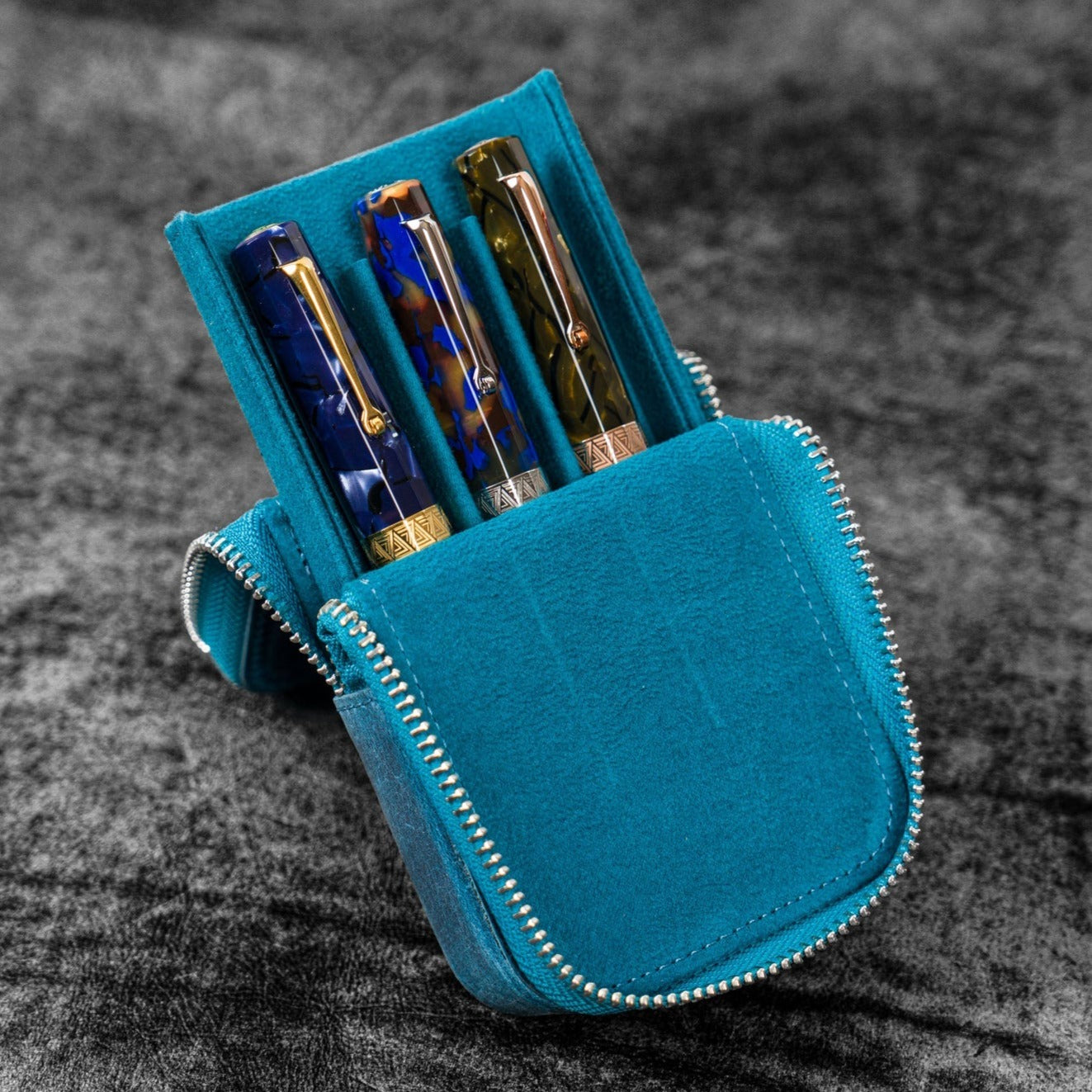 Galen Leather Co. Leather Zippered Magnum Opus 3 Slots Hard Pen Case with Removable Pen Tray - Crazy Horse Ocean Blue