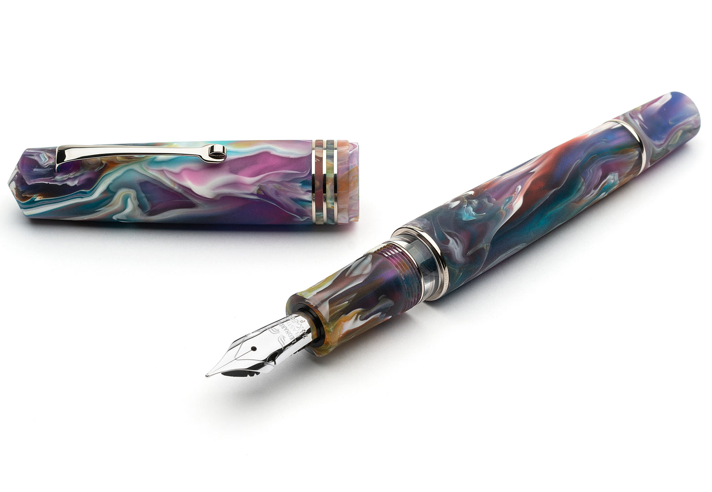 Leonardo Momento Zero Grande 2.0 Fountain Pen - Primary Manipulation 1 (Matte)