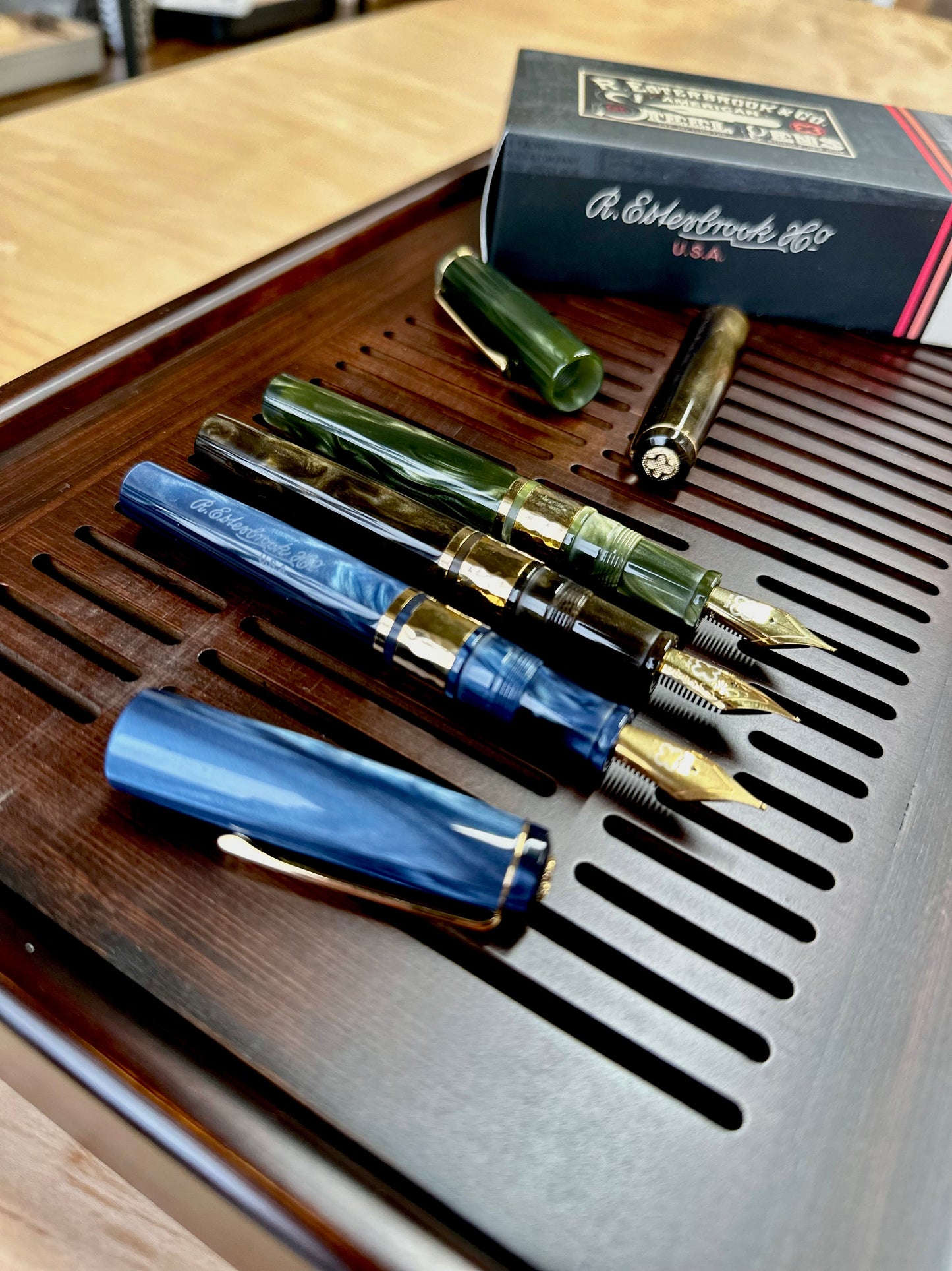 Esterbrook Model J Chatoyant Fountain Pen - Palm Green (Acrylic)