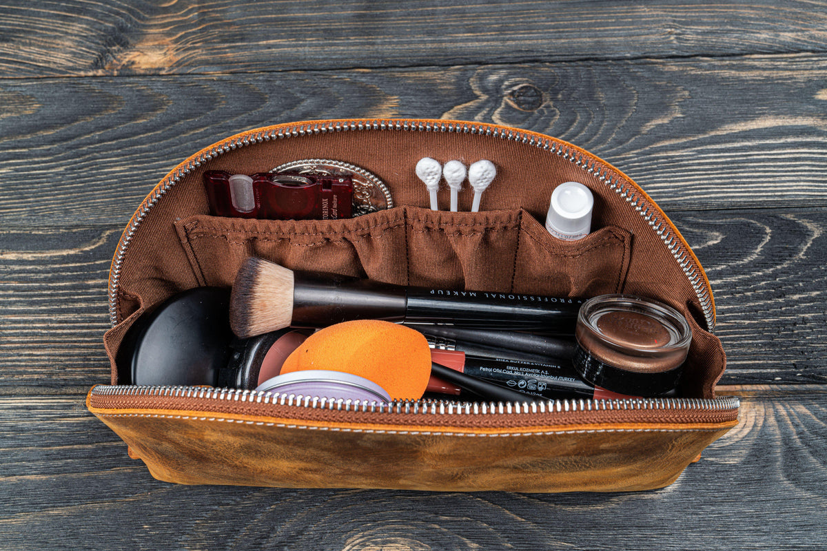 Galen Leather Lunar Makeup/Toiletry Bag - Crazy Horse Brown