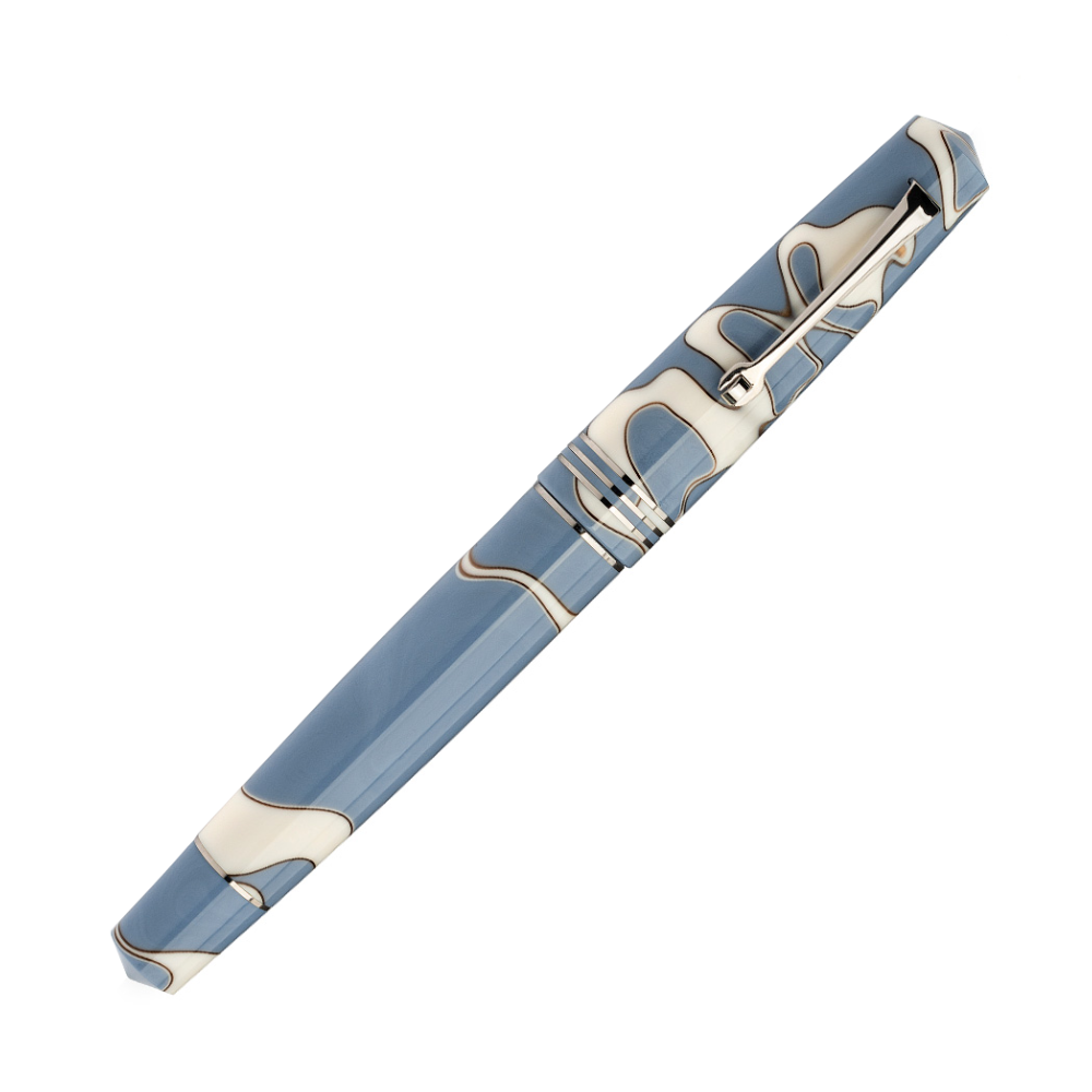 Leonardo Momento Zero Fountain Pen - Nuvola with Silver Trim