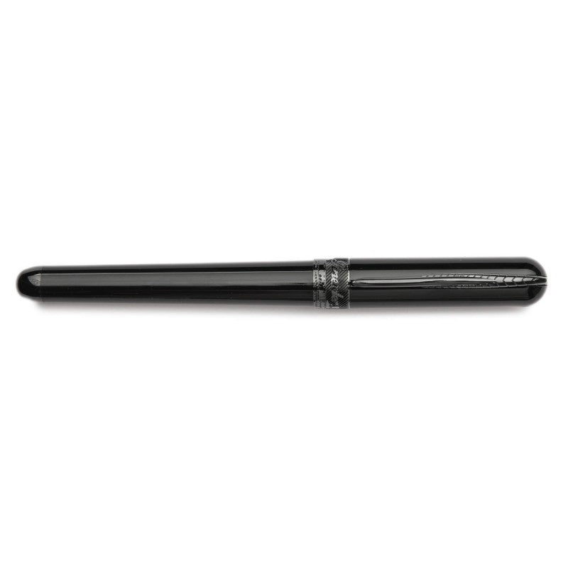 Pineider Avatar UR Fountain Pen  - Glossy Black