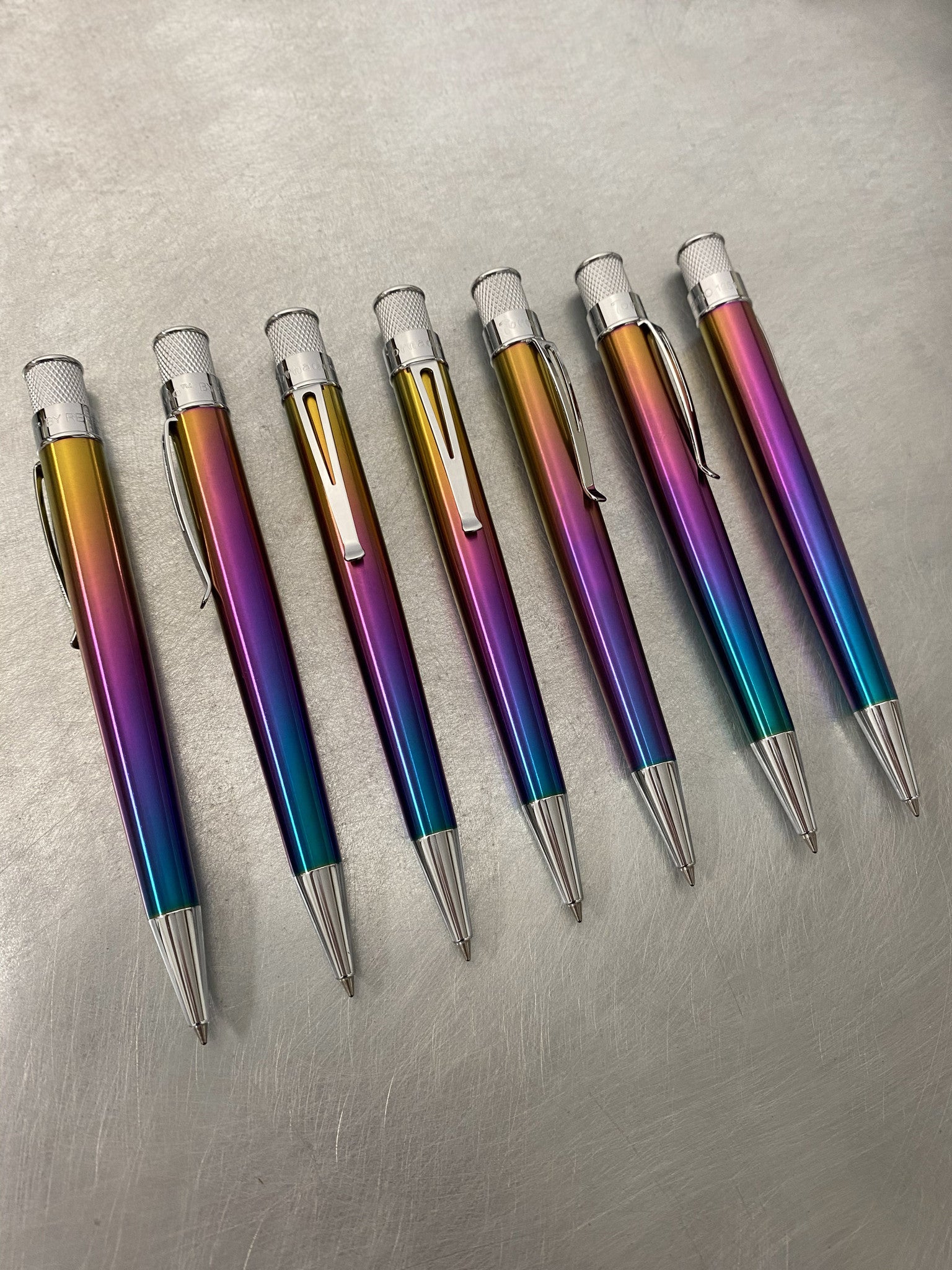 Rainbow Glitter Pen 