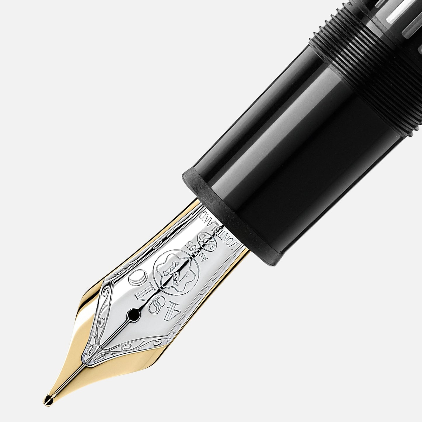 Montblanc LeGrand Fountain Pen - Black with Platinum Trim (Meisterstück)